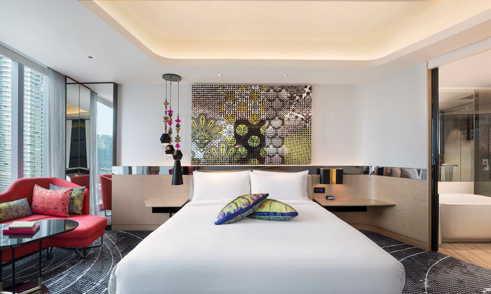上海酒店家具厂教您辨别什么叫实木酒店家具？
